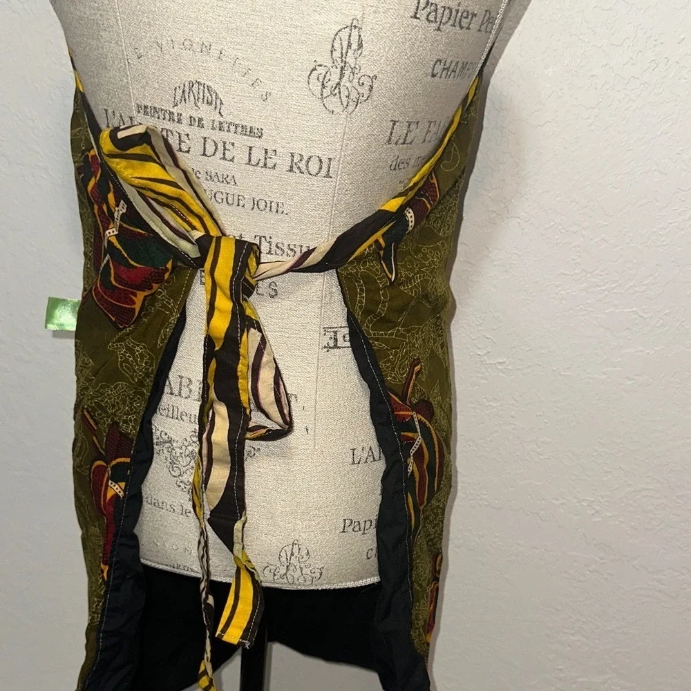 Timbali Crafts Apron Olive Green Leaf Print Artisan Made Ghana Pocket